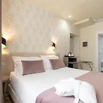 Caravita 5*