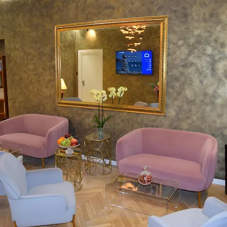 Отель Caravita 5*