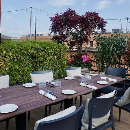 Hotel Caravita Rome