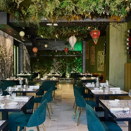 Caravita 5* Rome